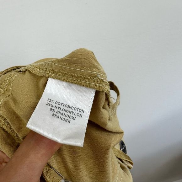 EUC Kuhl Women's Tan Khaki Neutral Hiking Shorts Sz12 - Picture 6 of 7